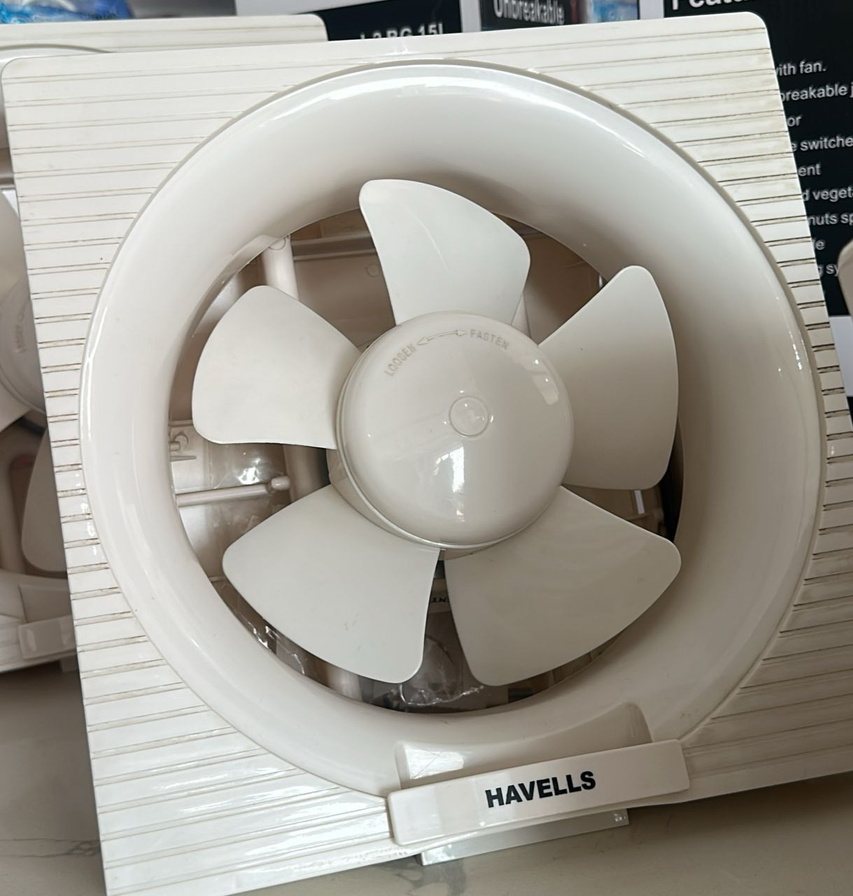 200mm Havells Xtrata fan