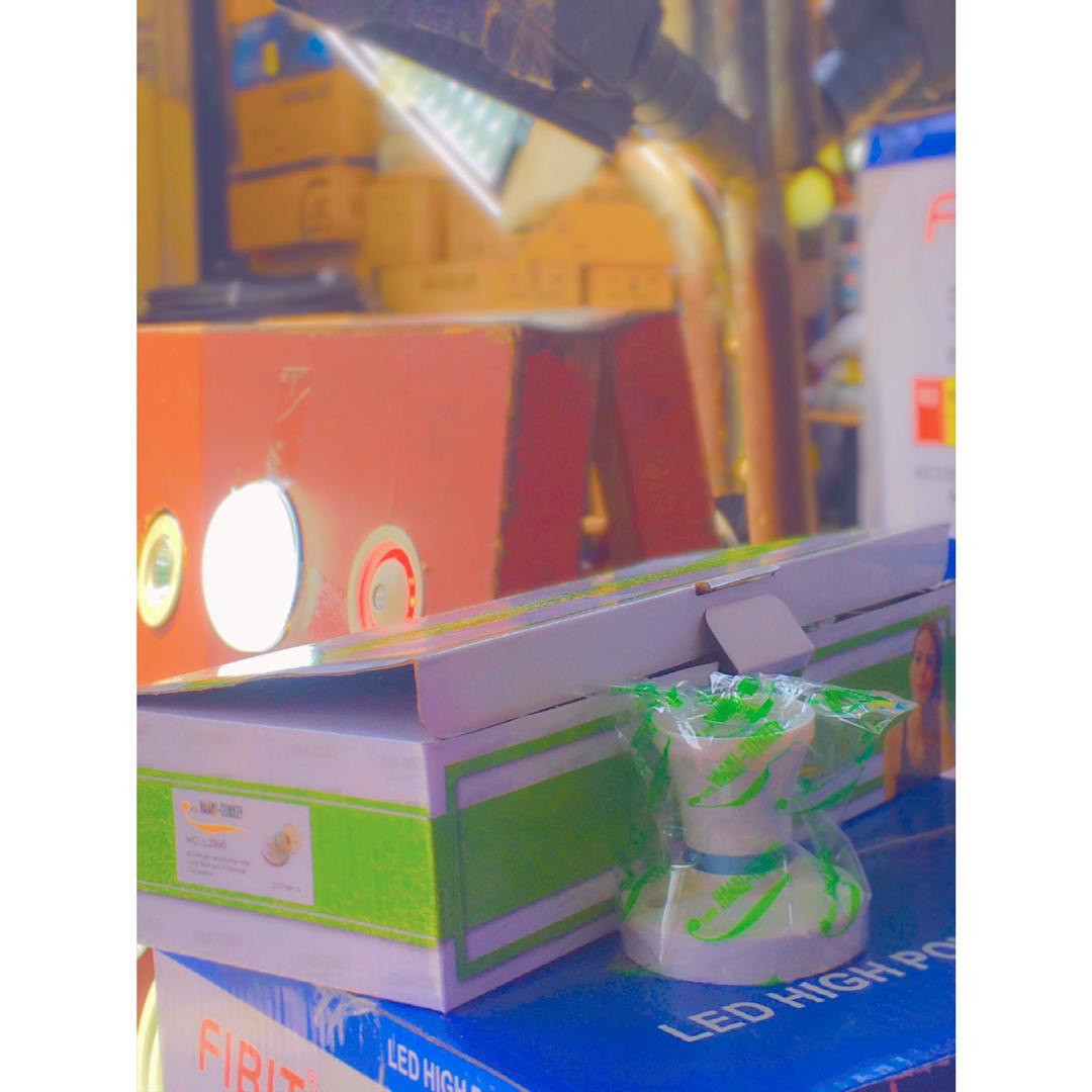 Straight Lampholder Univeersal